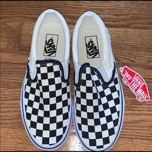 VAN’S OFF THE WALL cream and black checked 8 NWT